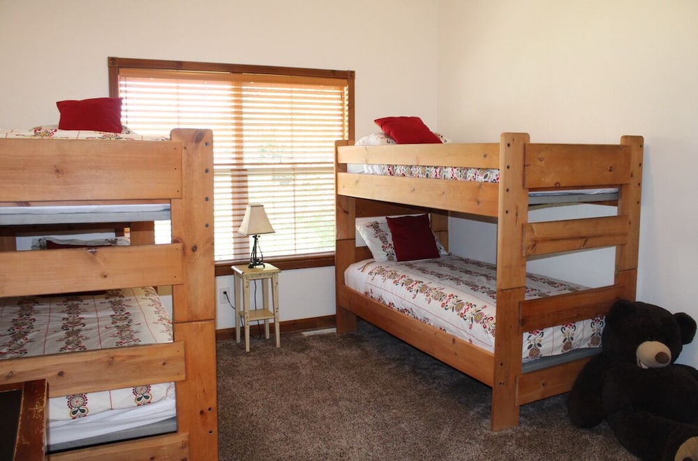 Townhome, Multiple Beds photo 2