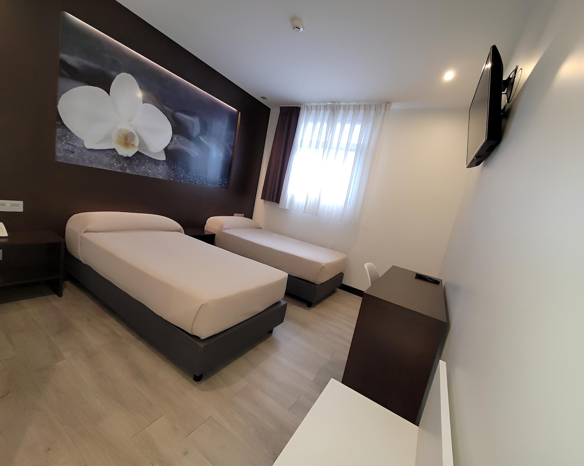 Standard Double Room photo 1