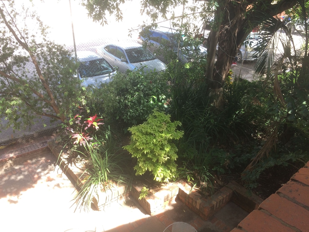 Comfort Twin Room, 1 Bedroom, Ensuite, Garden View photo 3