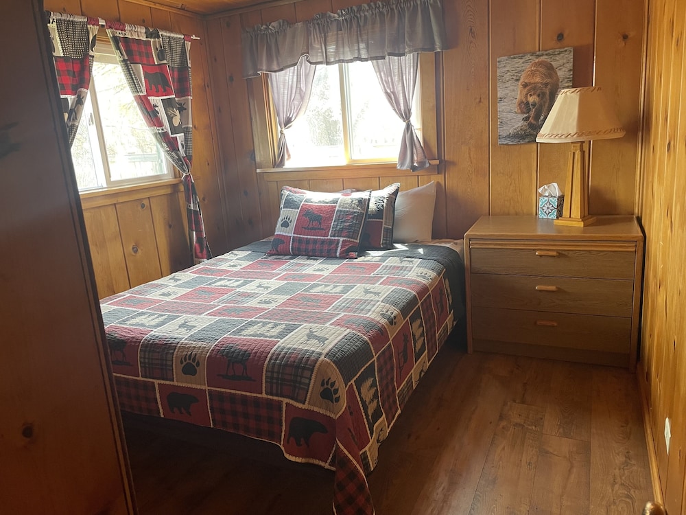 Grizzly Cottage photo 3