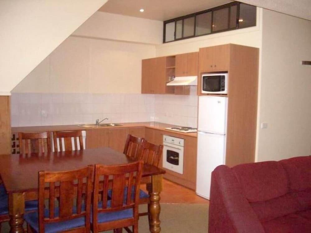 Suite, 2 Bedrooms (Sleeps 8) photo 2