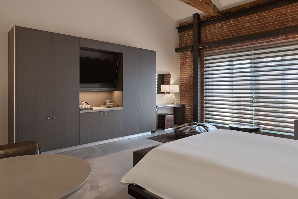 Suite, 1 King Bed with Sofa bed, City View - Photo 2