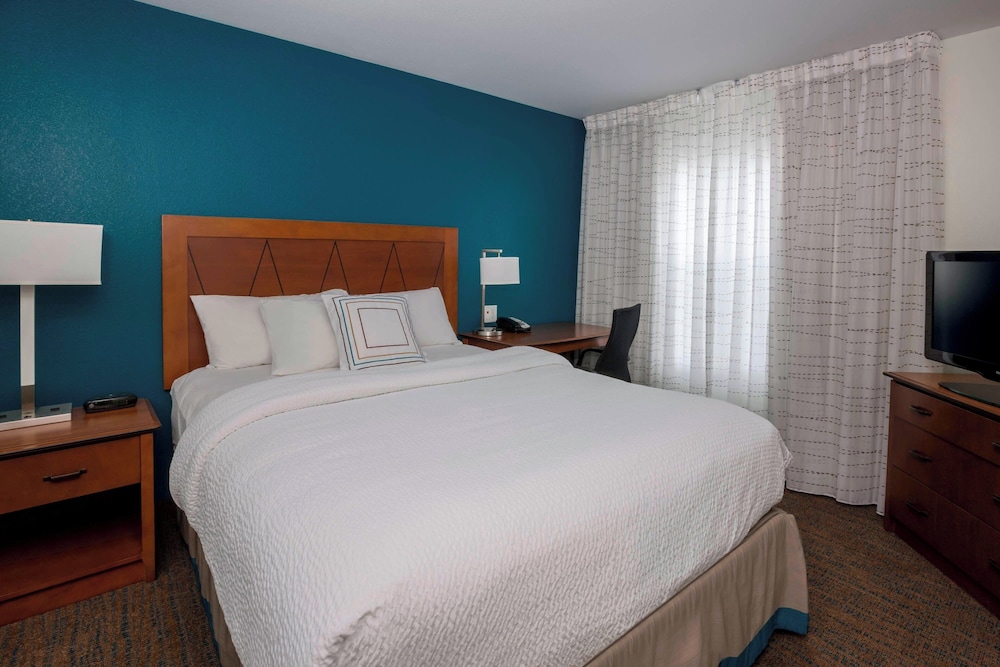 Suite, 1 Bedroom (Hearing Accessible) photo 1