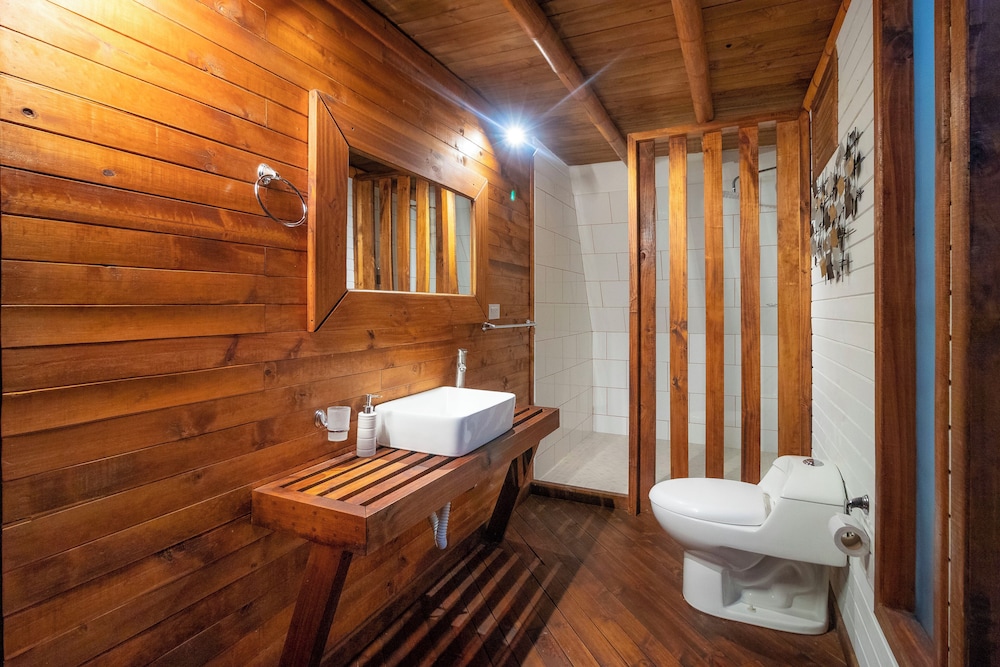 Deluxe Cabin photo 2