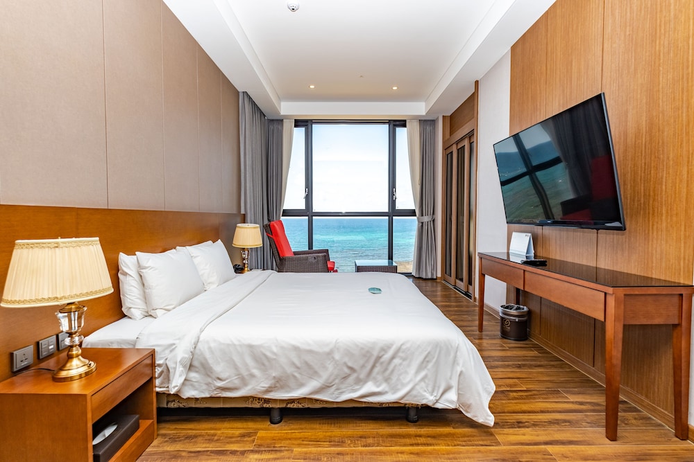 Oceano Family Royal Suite (Free use of Infinity Pool included)