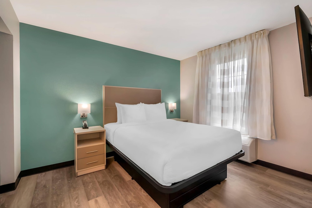 Suite, Multiple Beds, Non Smoking - Photo 1