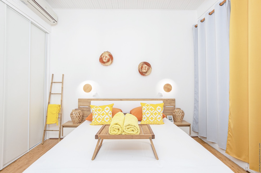 Signature Apartment photo 3