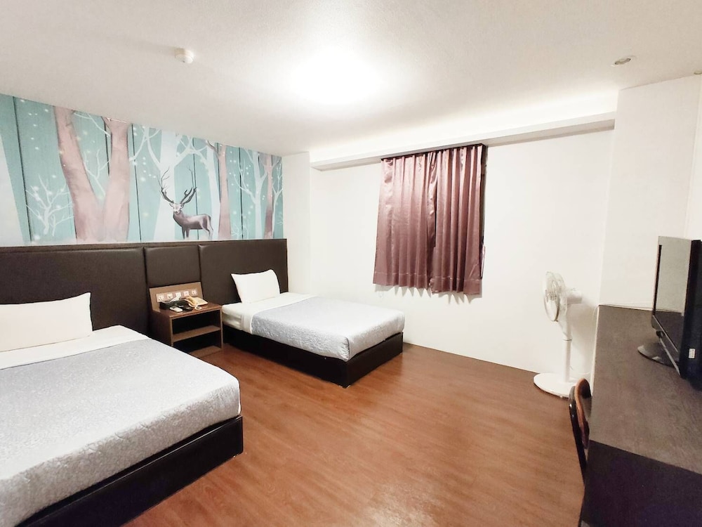 Deluxe Twin Room - Photo 1