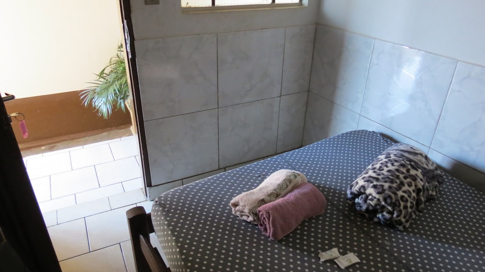 Economy Double Room photo 2