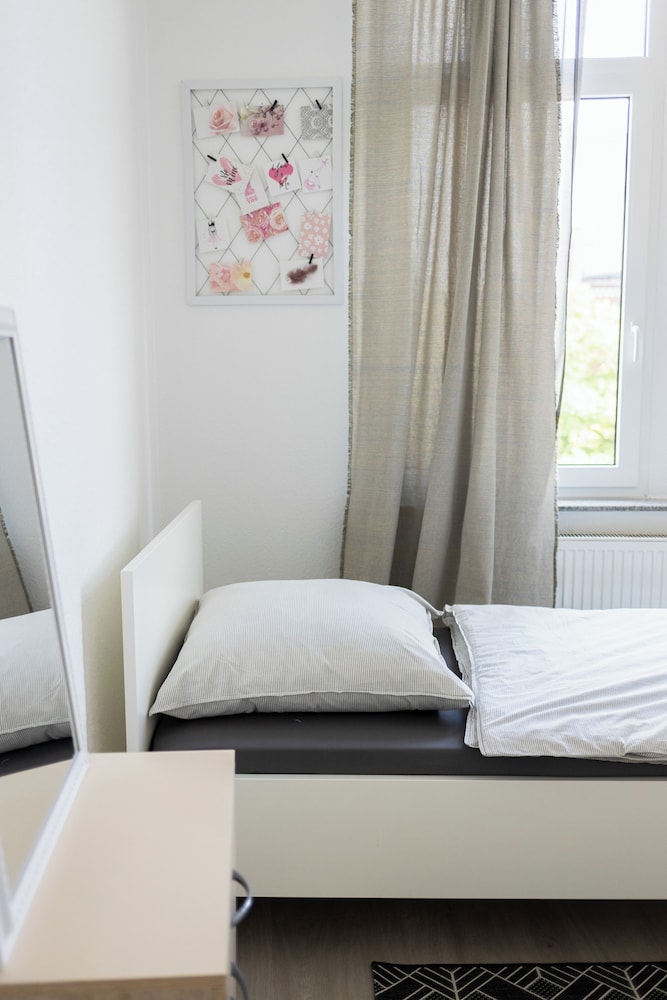 Basic Single Room photo 1