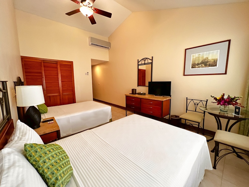 Deluxe Double Room - Photo 3