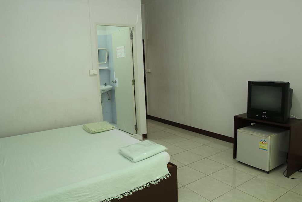 Standard Double Room photo 3