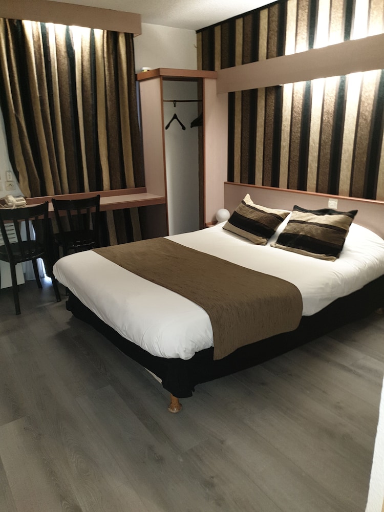 Standard Triple Room photo 3