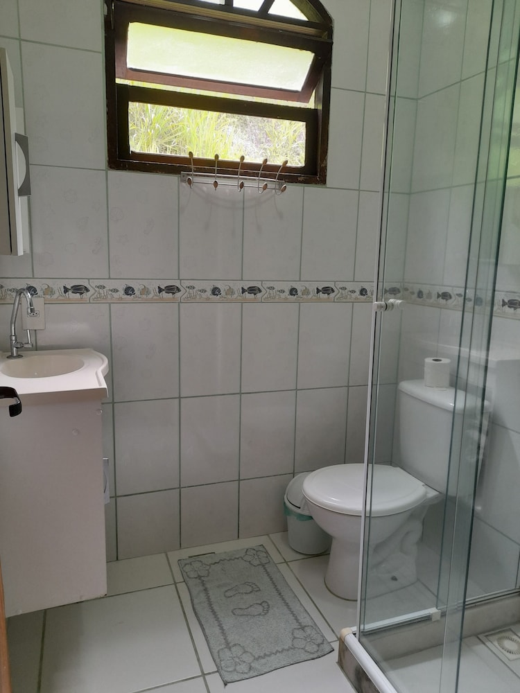 Basic Room photo 2