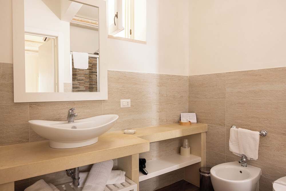 Superior Room, Ground Floor - Photo 4