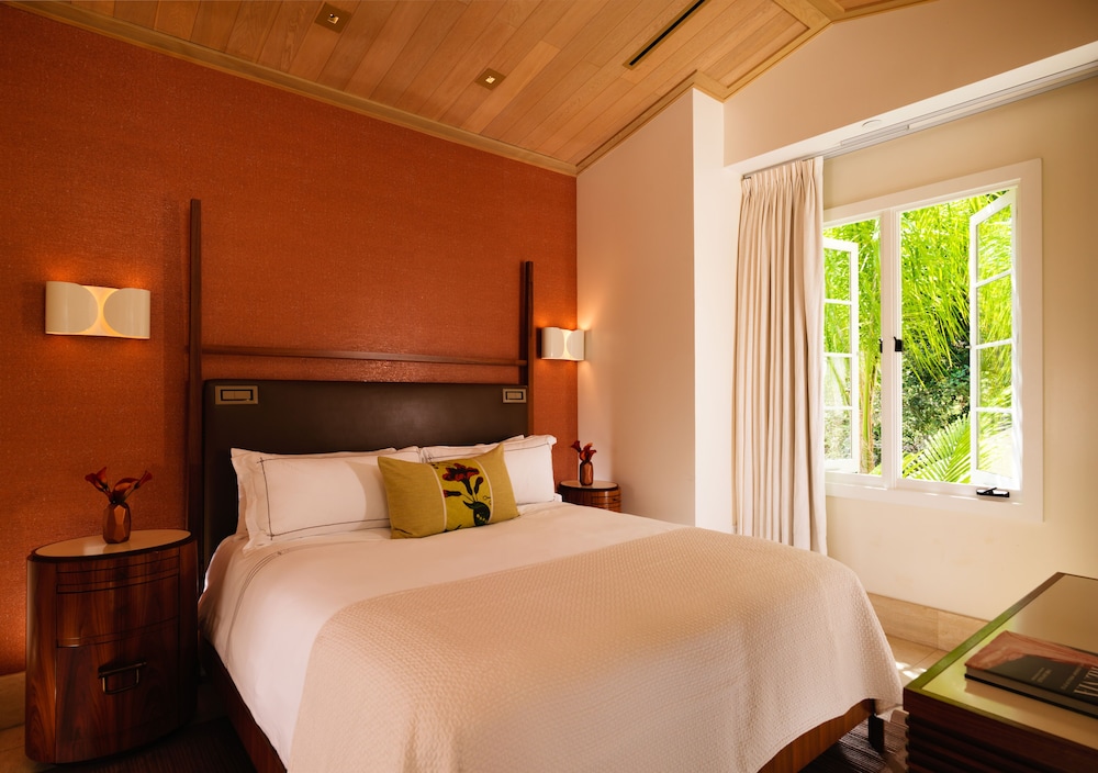 Premier Canyon Suite with Plunge Pool & Fireplace