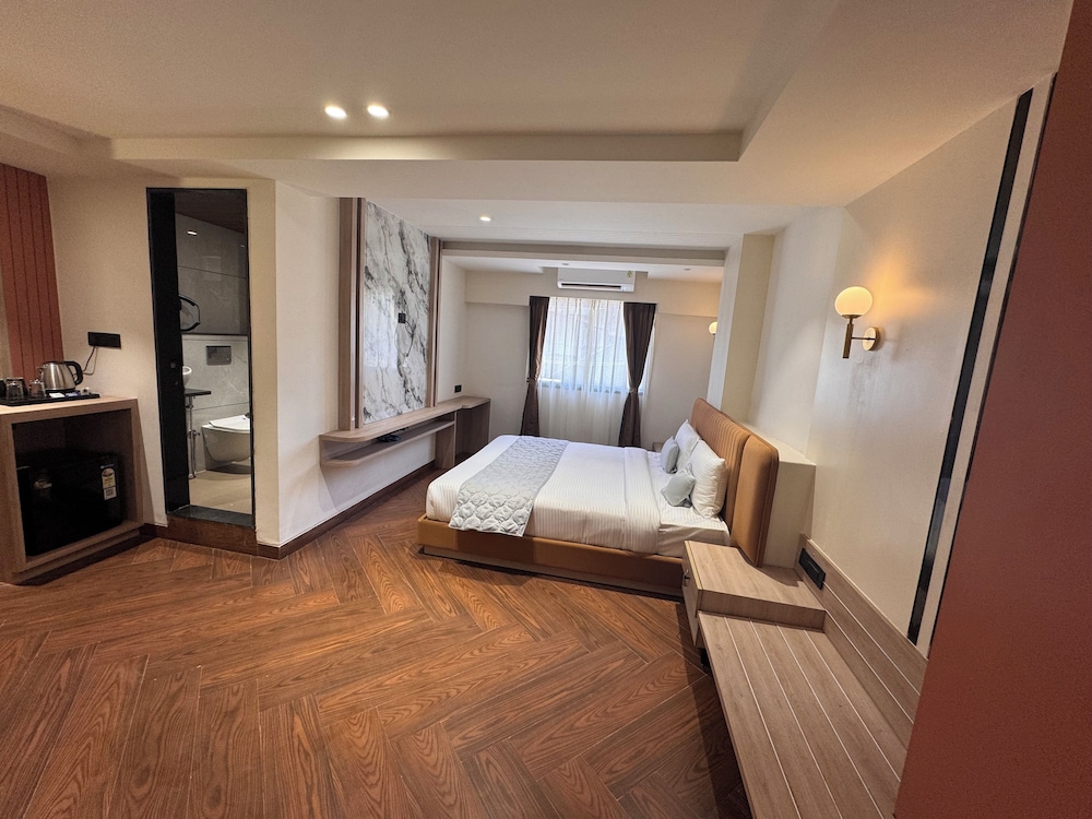 Luxury Suite, 1 Bedroom, City View