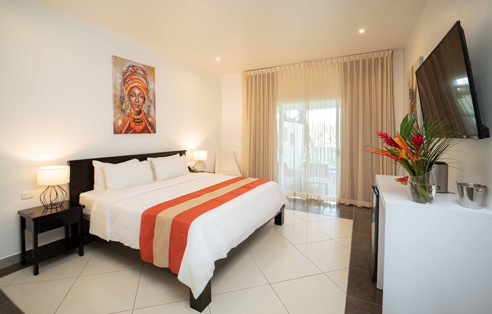 Jungle Room with Private Pool - Photo 1