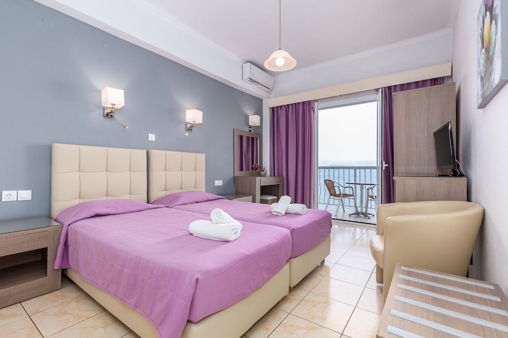 Family Twin Room, Sea View