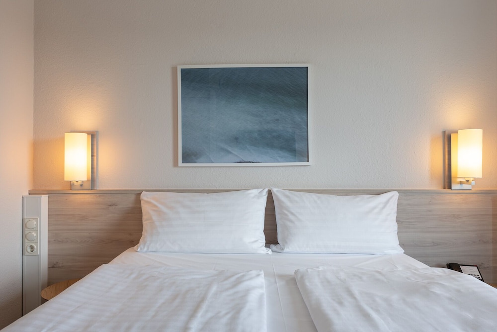 Business Room (Harbour View) - Photo 1