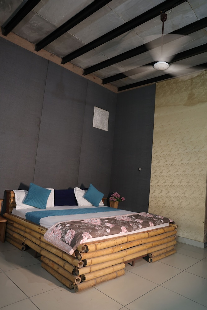 Deluxe Double Room, Balcony photo 2