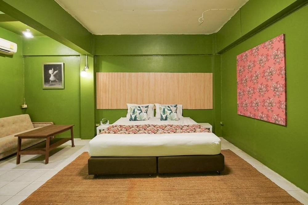 Deluxe Studio Suite photo 3