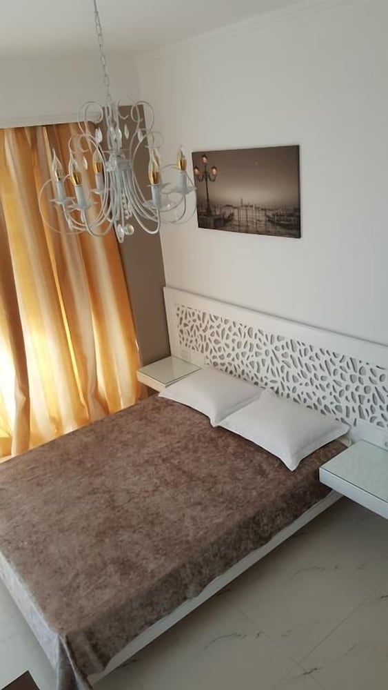 Classic Double Room, 1 Double Bed, Non Smoking photo 2