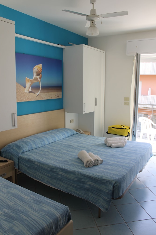 Quadruple Room (Perla) photo 1