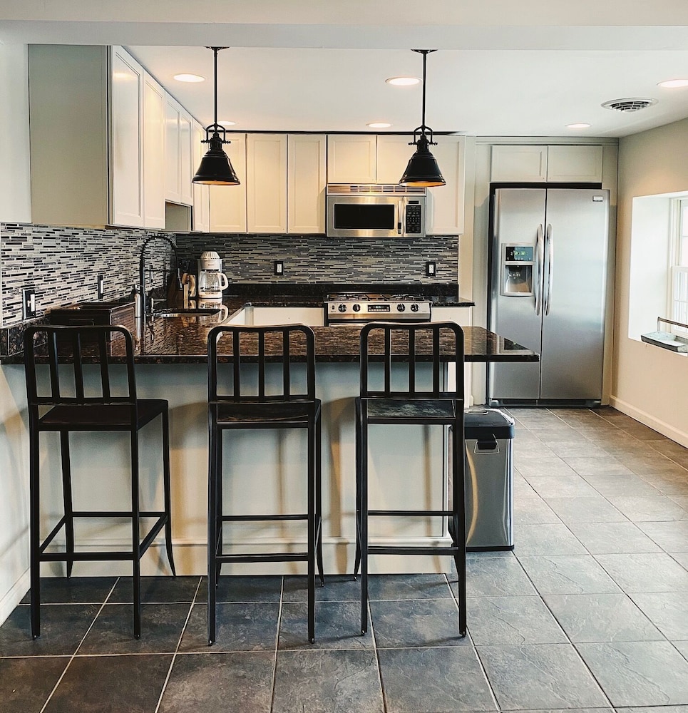 Deluxe Suite, Multiple Beds, Kitchen (Pet Friendly) photo 3