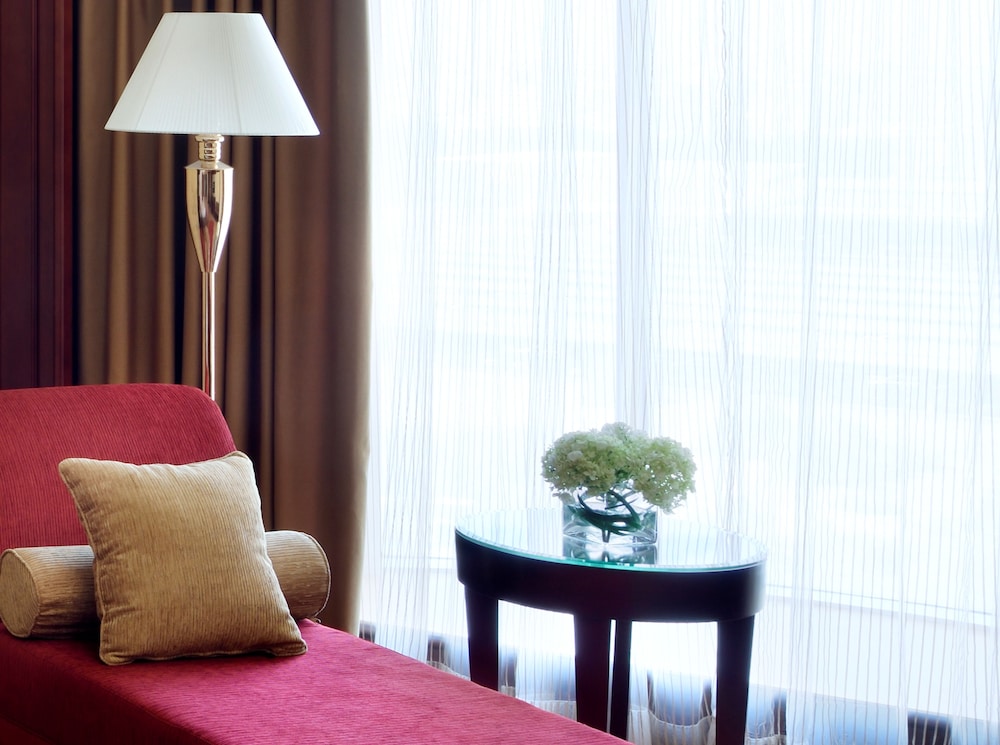 Deluxe Room, 1 King Bed (Deluxe)