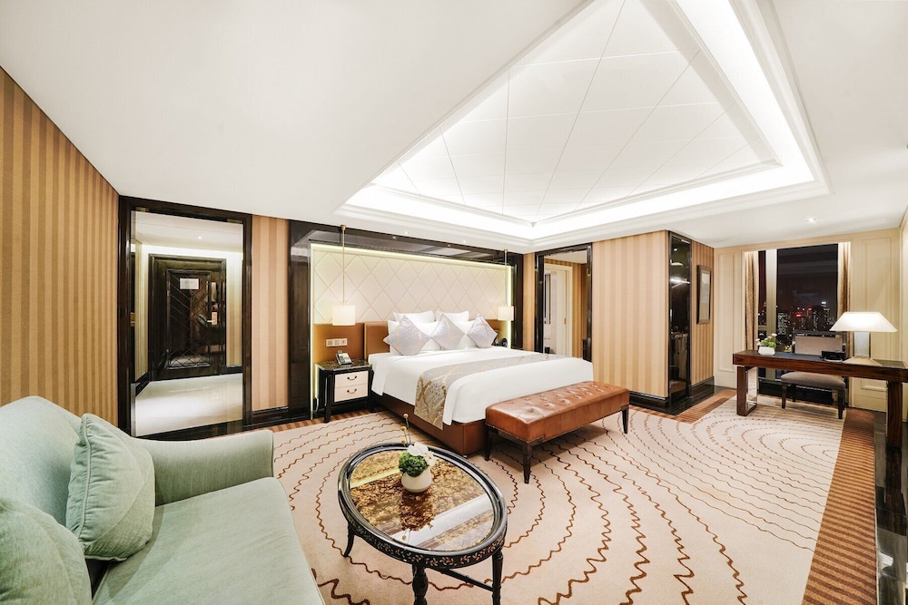 Signature Single Room