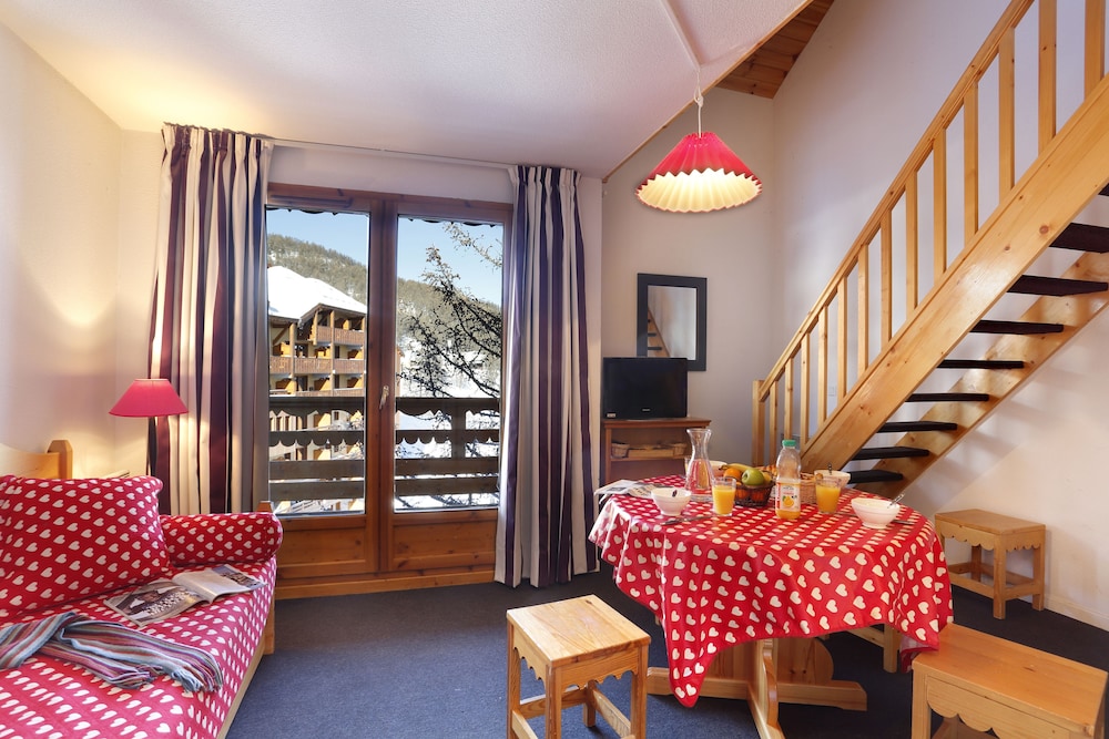 2 Room Cabin Duplex 7 Pax photo 3