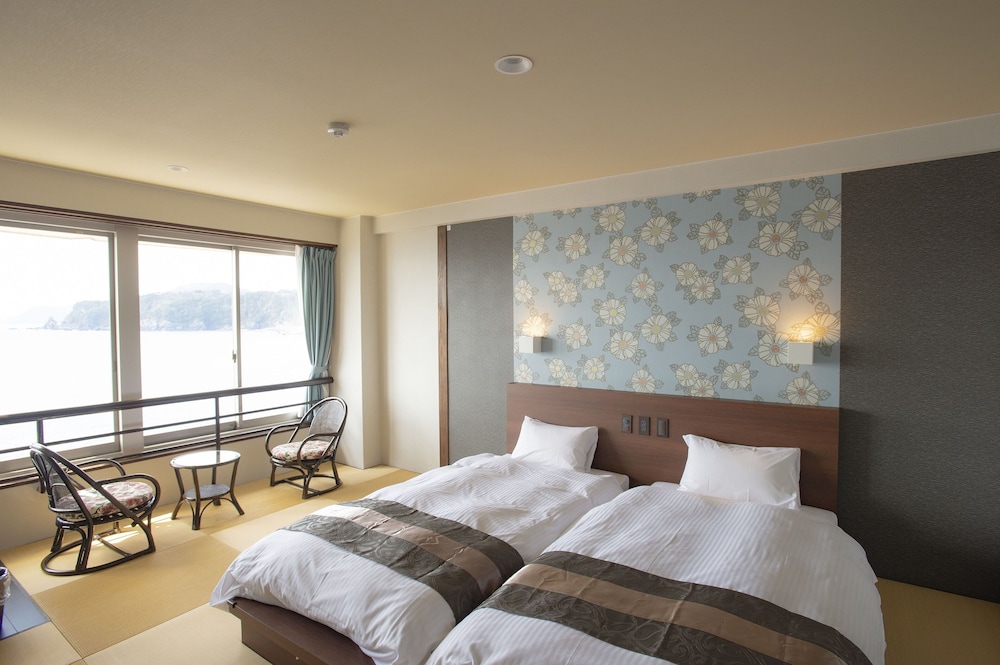 Standard Twin Room, 2 Twin Beds, Non Smoking, Ocean View photo 1