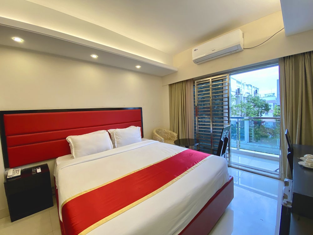 Executive Double Room, City View - Photo 1