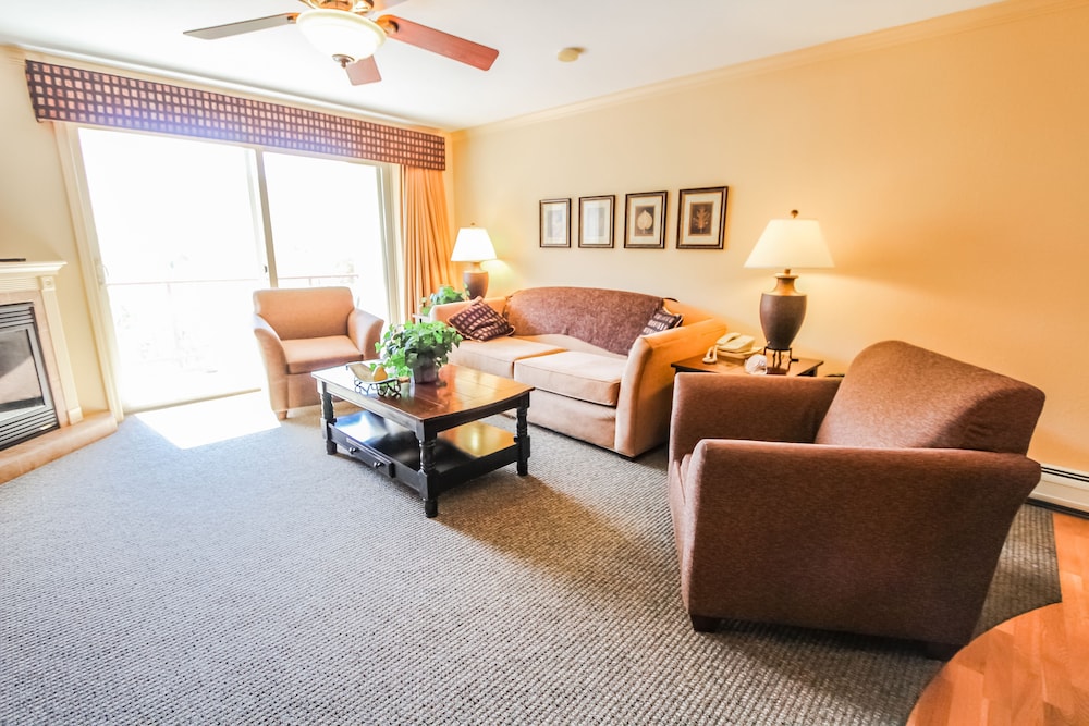 Deluxe Room, 2 Bedrooms - Photo 4
