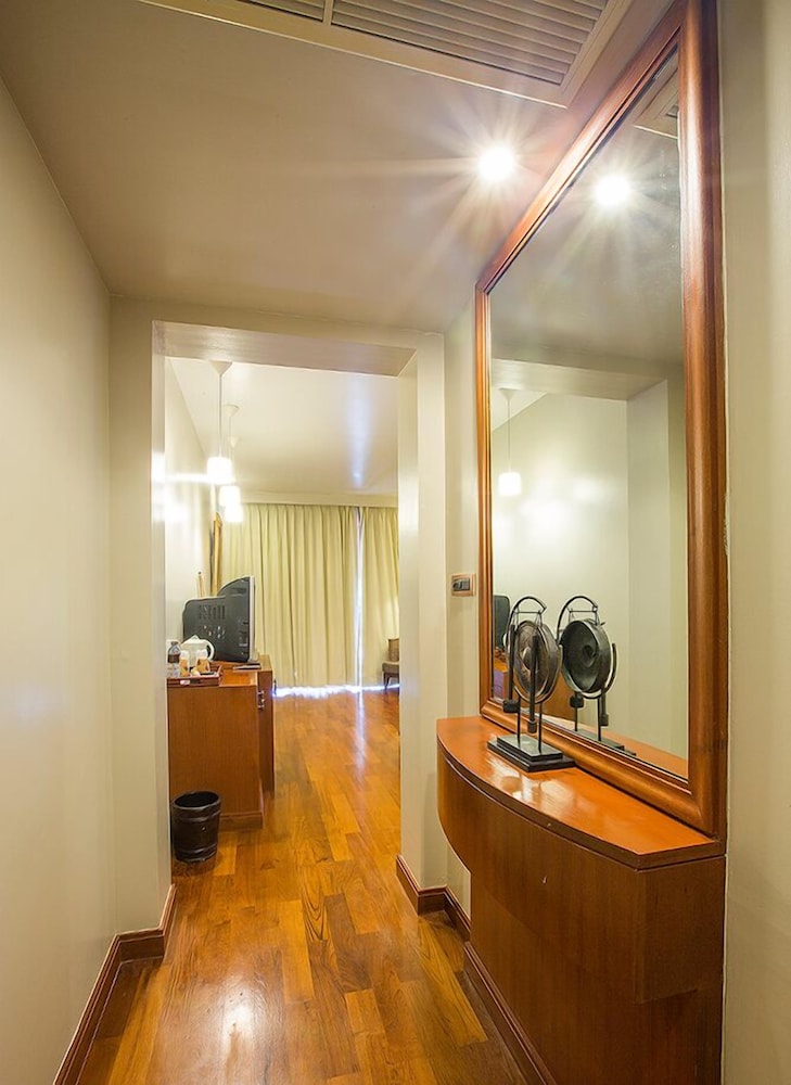 Deluxe Room - Photo 14