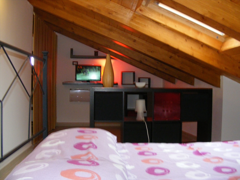 Villa Individuelle à 20m de la Mer pour Séjour et/ou Soins Thermaux Près de Taormina, Photo 5