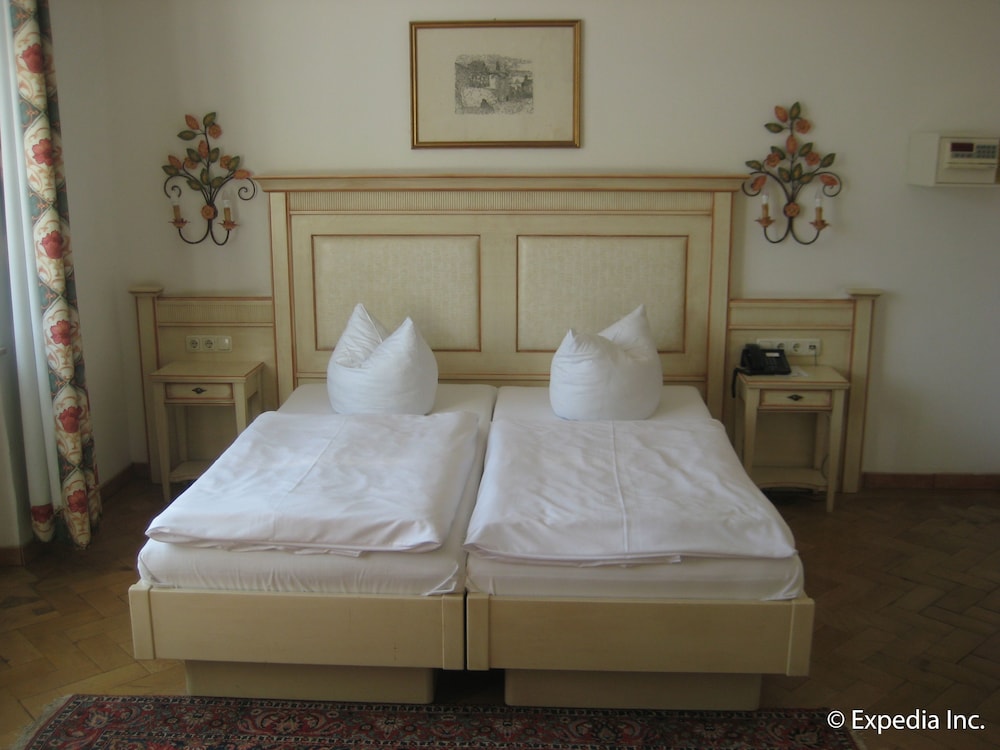 Comfort Double or Twin Room