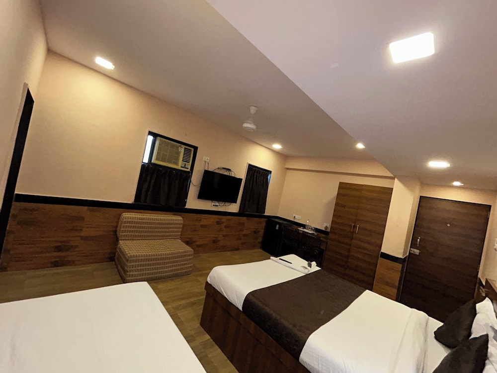 Superior Triple Room - Photo 9