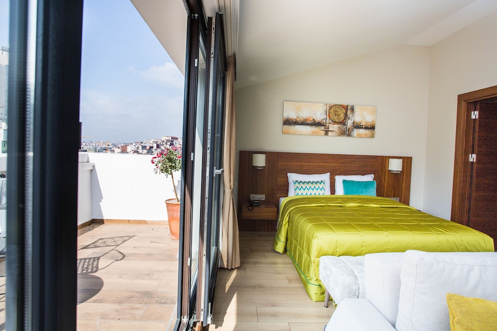 Family Suite, 1 Bedroom photo 2
