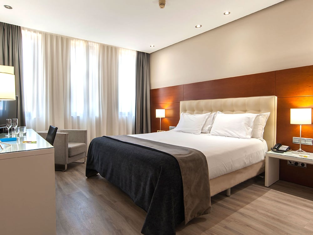 Junior Suite Single Use photo 3