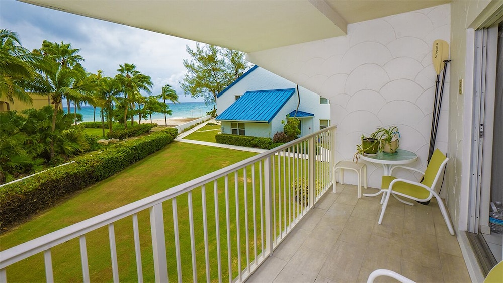 Villa, 2 Bedrooms, Ocean View (Villa #35) photo 3