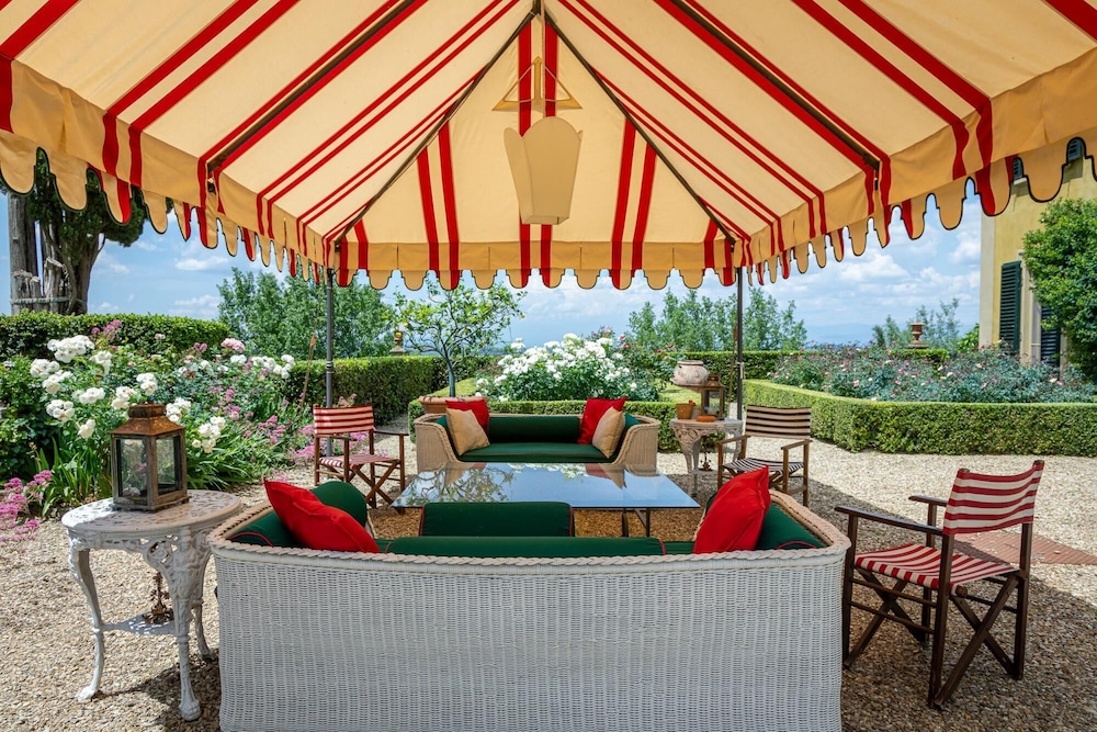 Villa di Tizzano Luxurious Retreat in Paradise, Photo 65