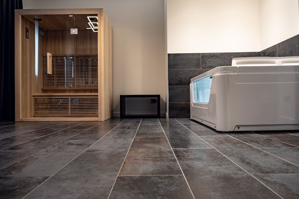 Suite, internal spa