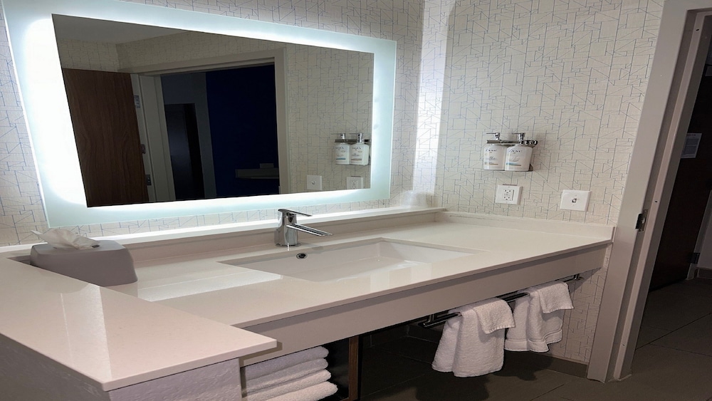 Holiday Inn Express & Suites Moore by IHG, Billede 14