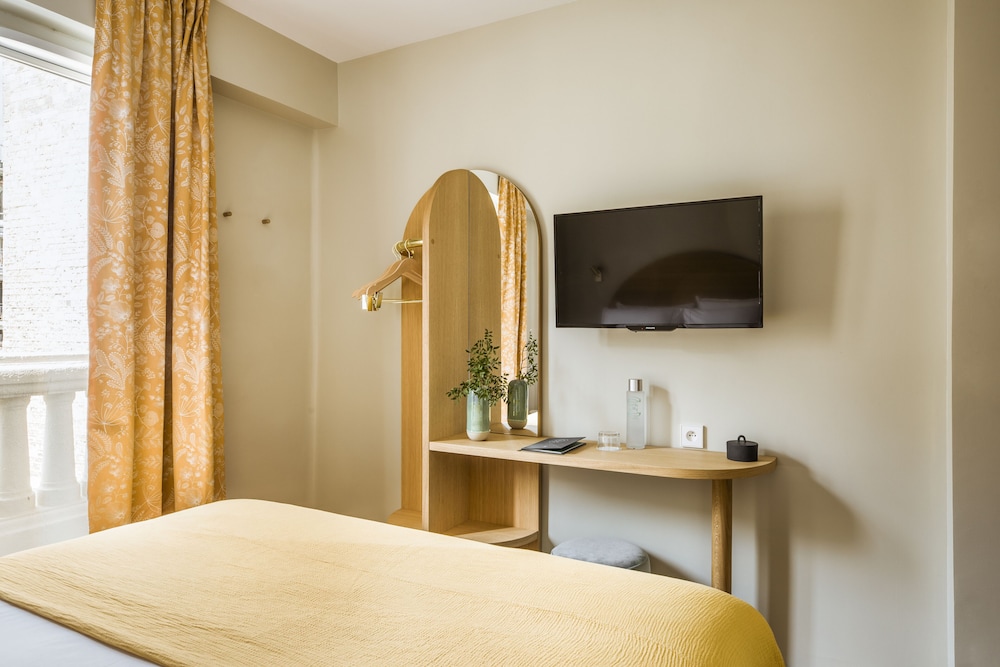 Standard Double Room (la bonne Amie) photo 3