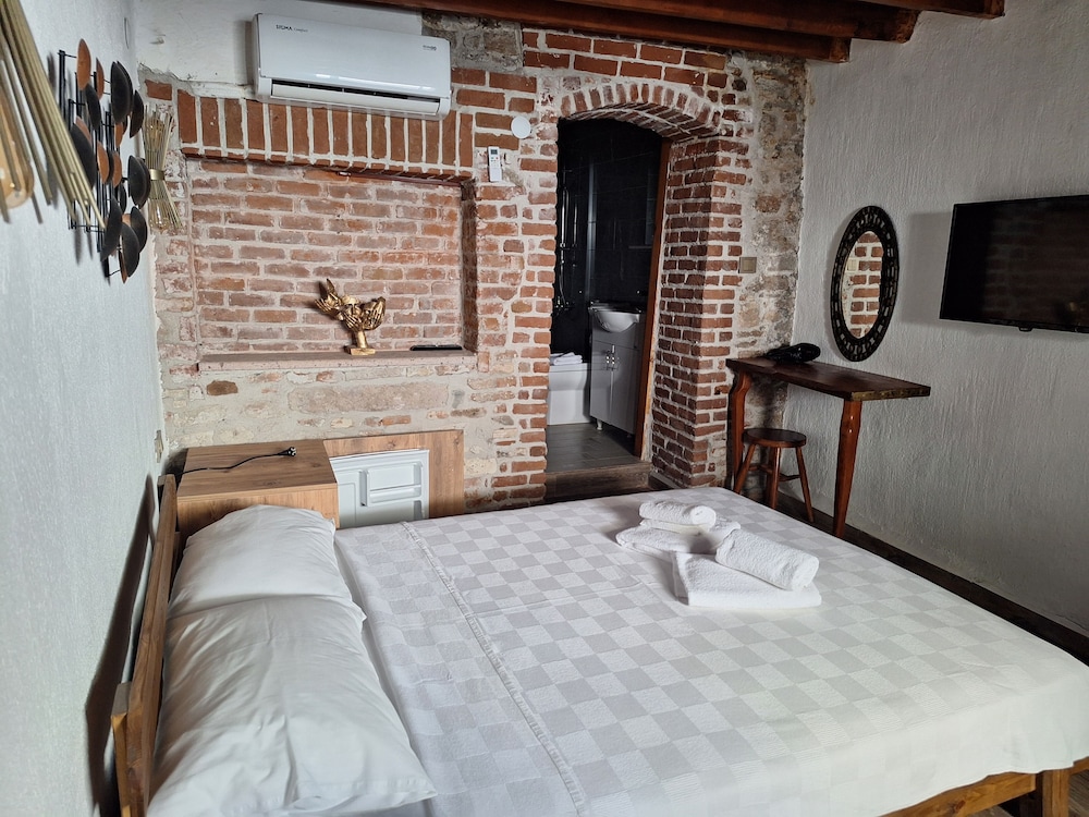 Traditional Double Room - Photo 1