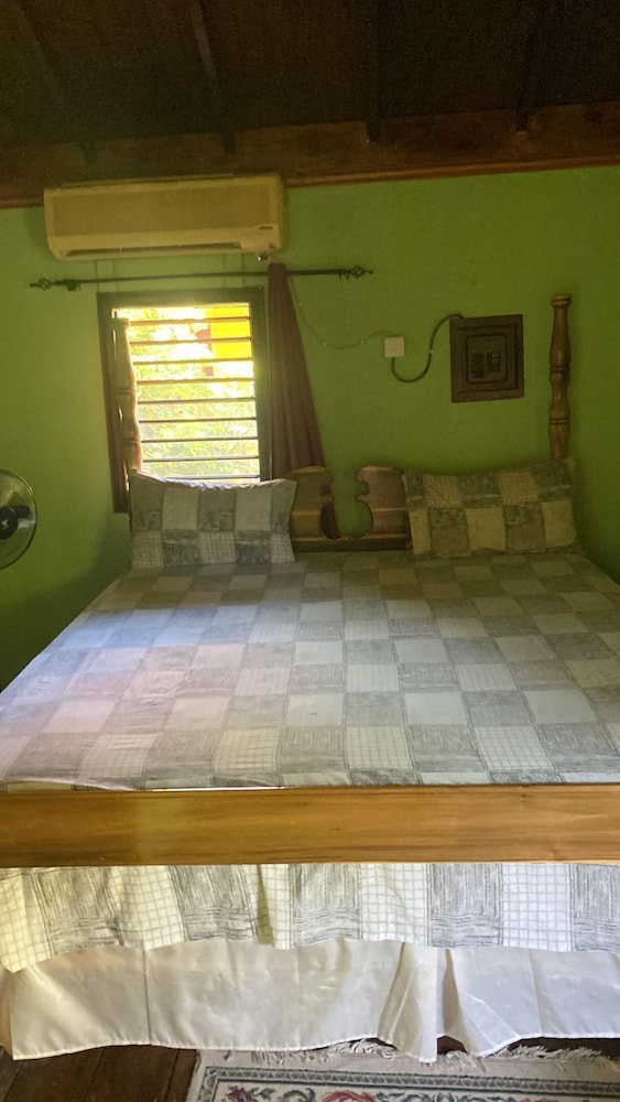 Basic Room photo 2
