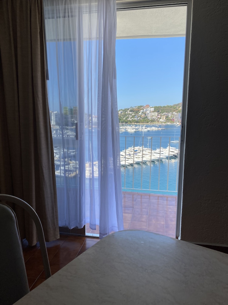 Superior Suite, Ocean View - Photo 16