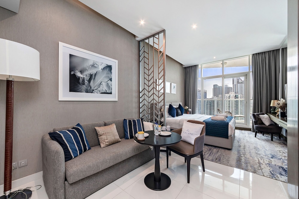 Premium Studio, Canal View photo 1
